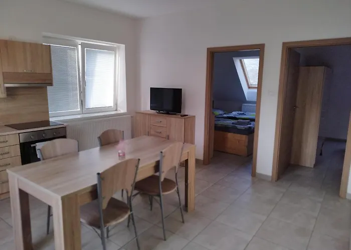 Avepo Apartment Borohradek
